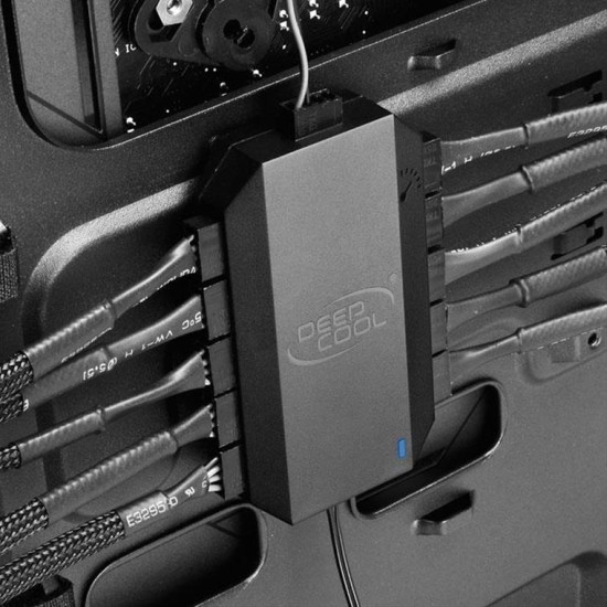 Hub σύνδεσης έως και 10 ανεμιστήρων 3-pin/4-pin, με λειτουργία PWM fan speed control, σε μαύρο χρώμα